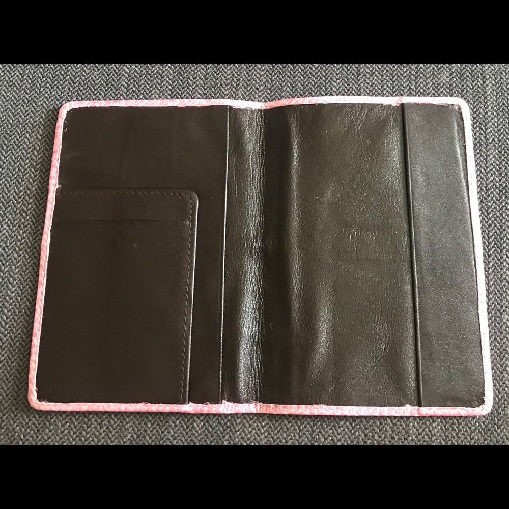 Snakeskin Passport Holder - Picture 2 of 3